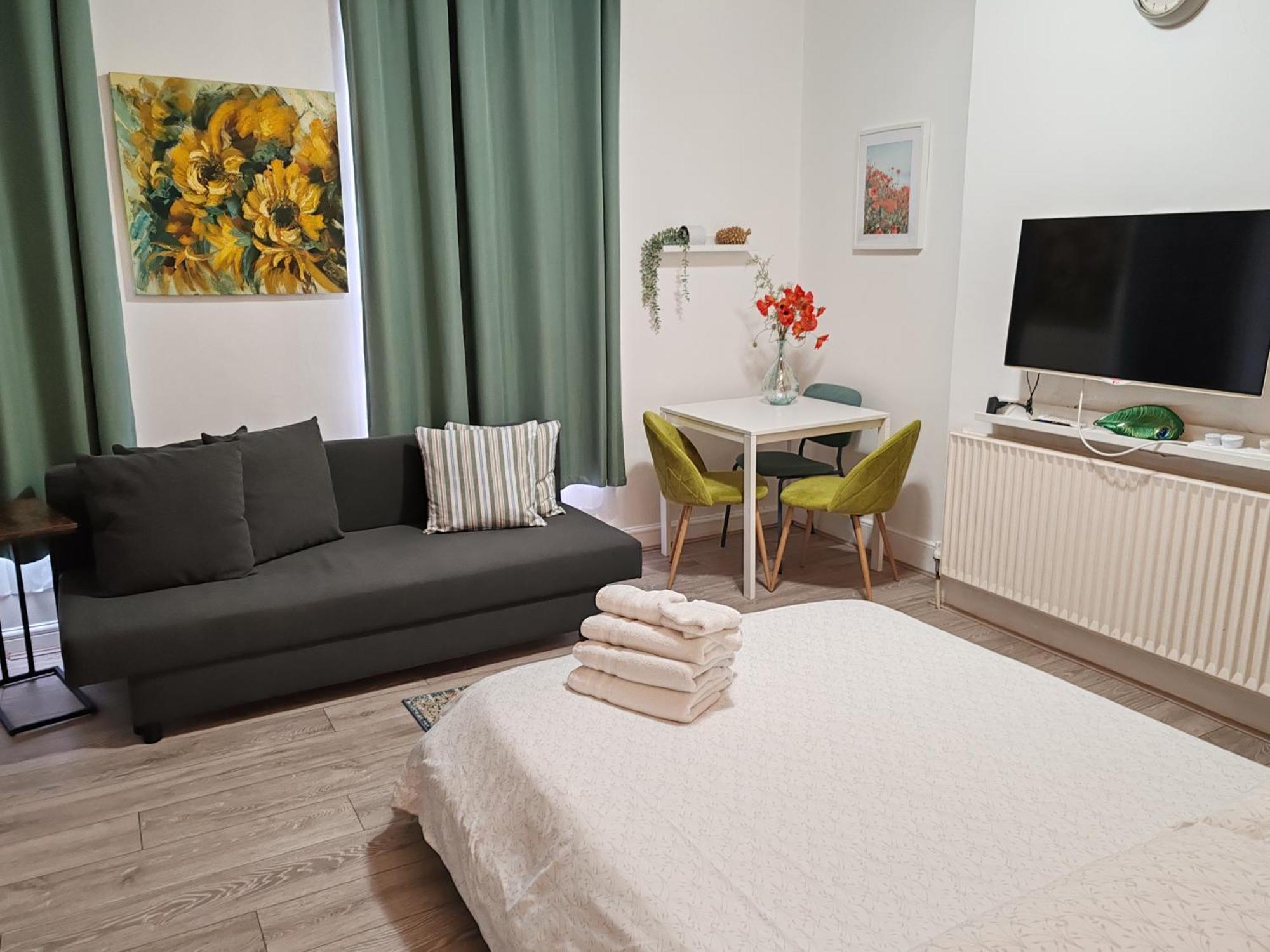 Kilburn High Road Studio Apartments London Bagian luar foto