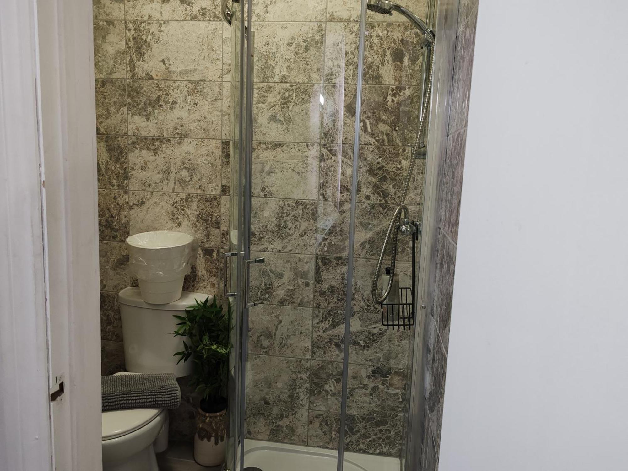 Kilburn High Road Studio Apartments London Bagian luar foto