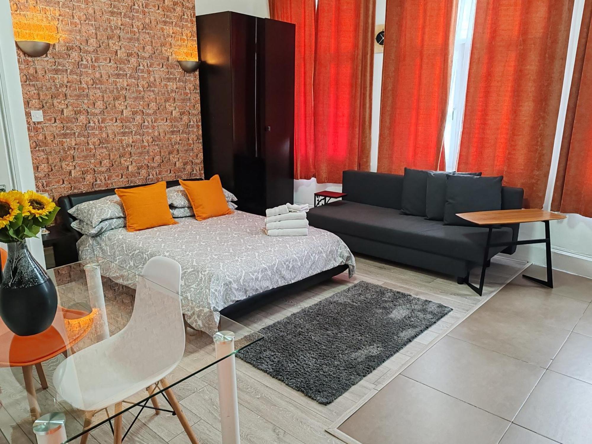 Kilburn High Road Studio Apartments London Bagian luar foto
