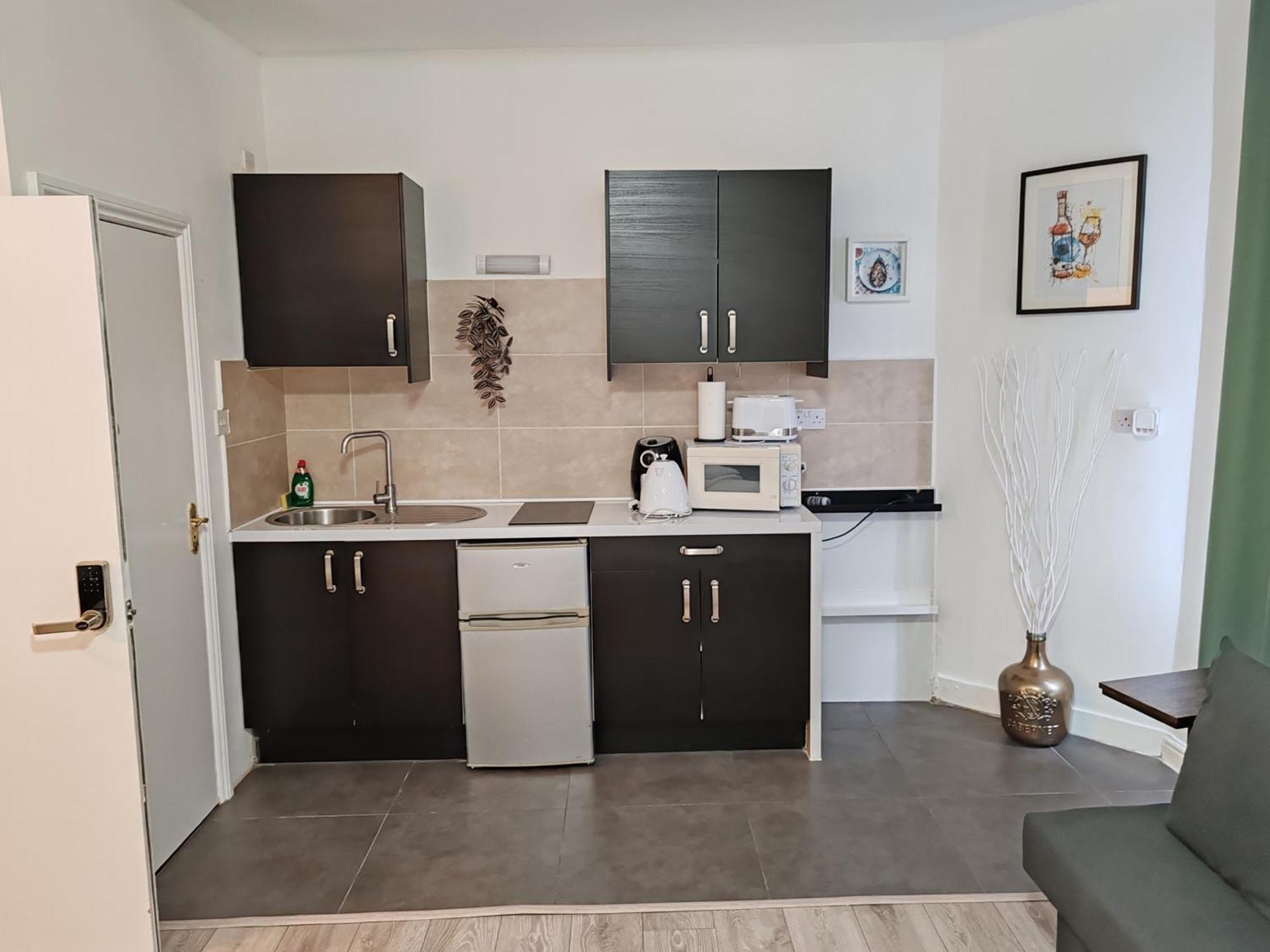 Kilburn High Road Studio Apartments London Bagian luar foto