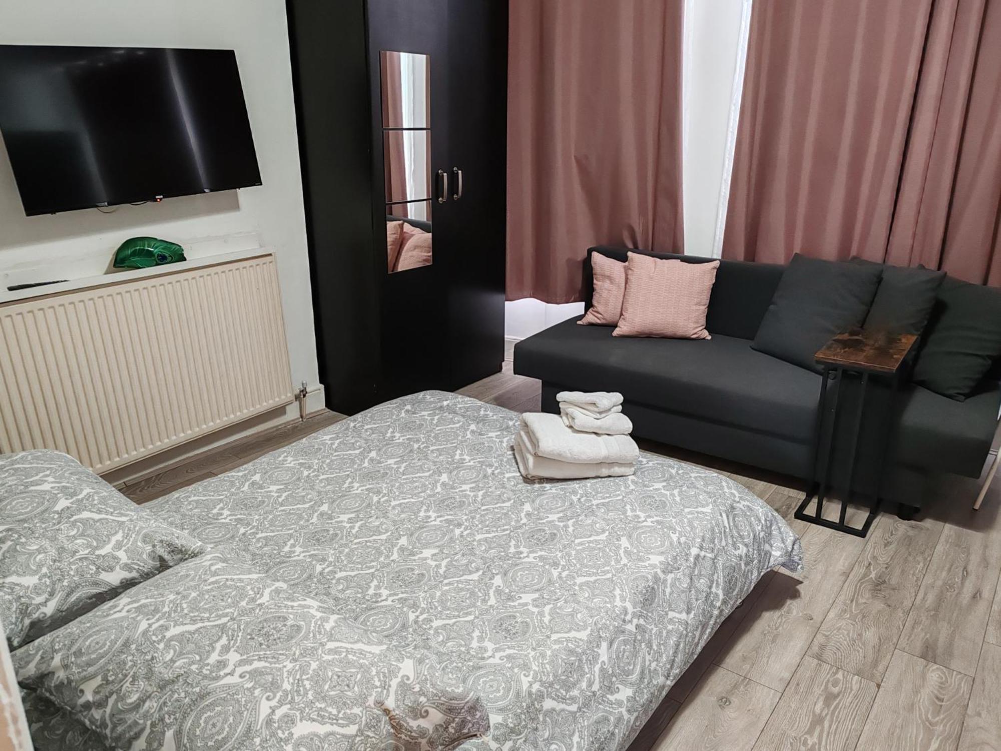 Kilburn High Road Studio Apartments London Bagian luar foto