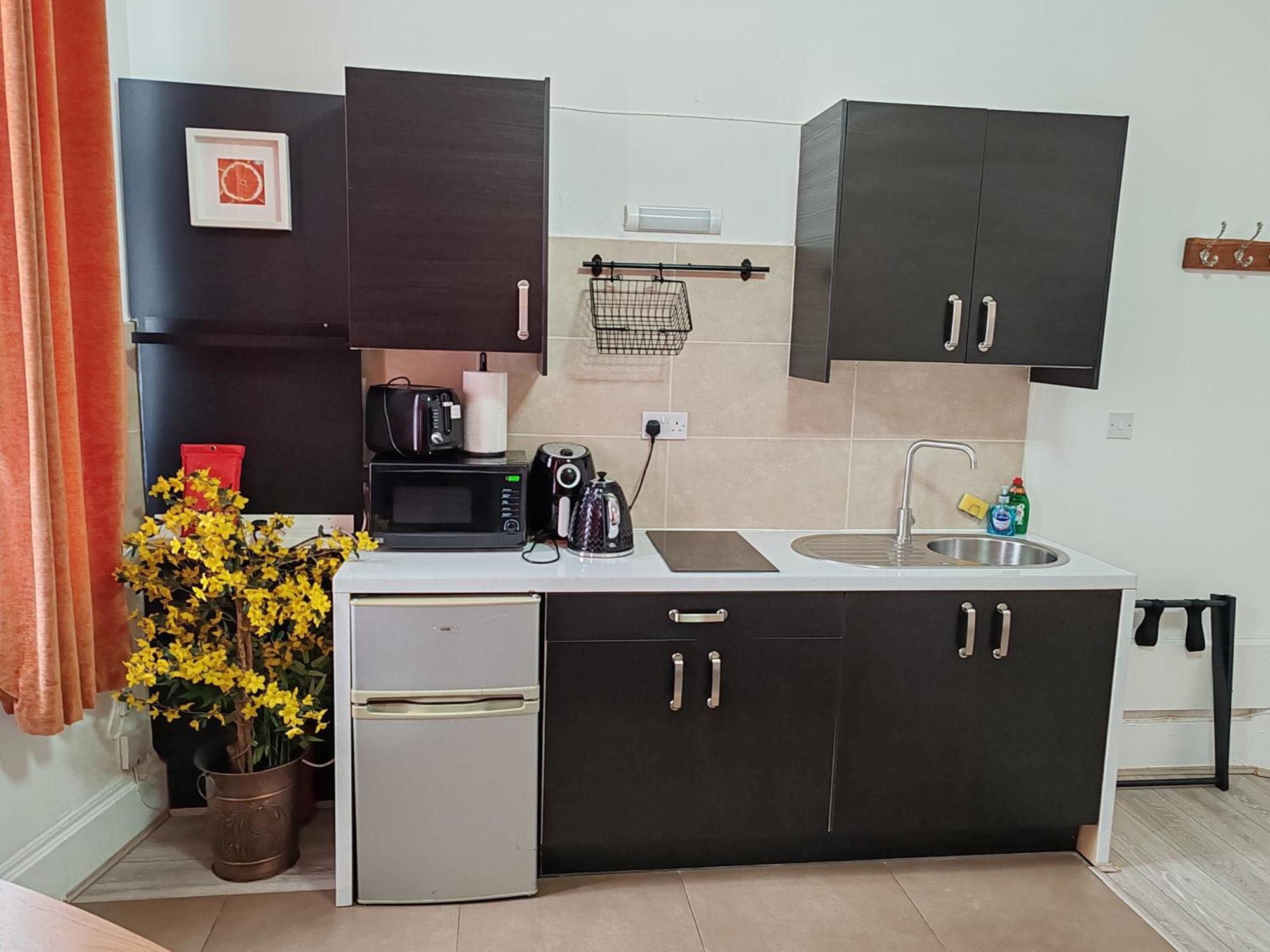 Kilburn High Road Studio Apartments London Bagian luar foto